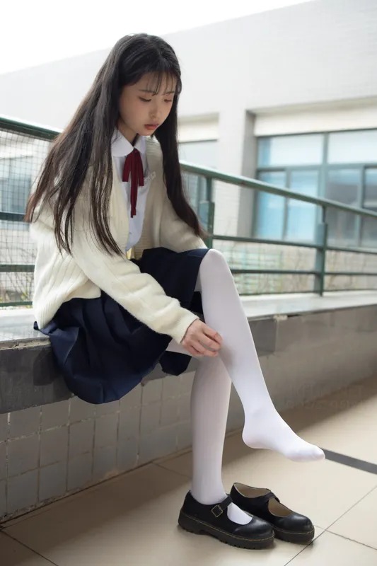 森萝财团 [JKFUN-001] 甜米 纯纯的白丝学妹 [127P 1V]插图4